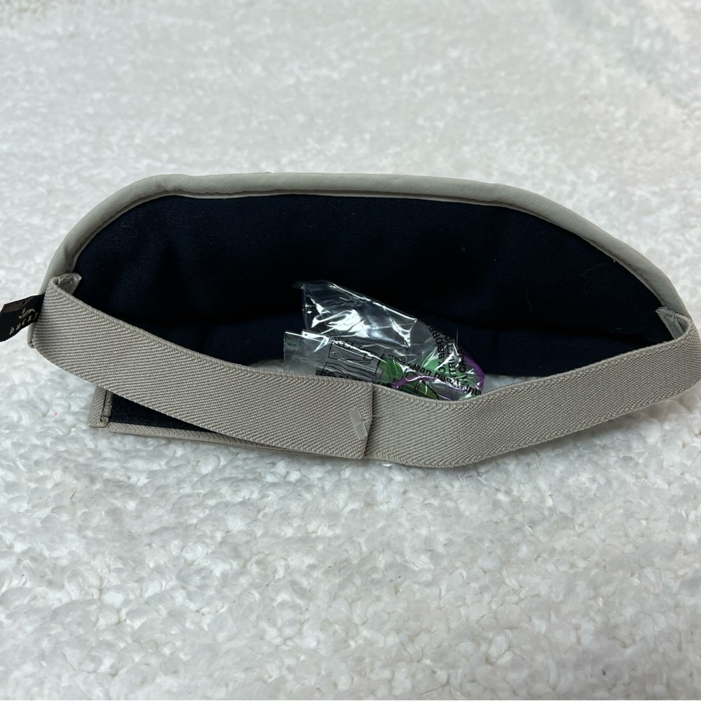 Bucky Shades Sleep Mask in Metallic Sage - Picture 4 of 9